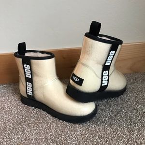 Classic Clear Mini UGG - Natural / Black